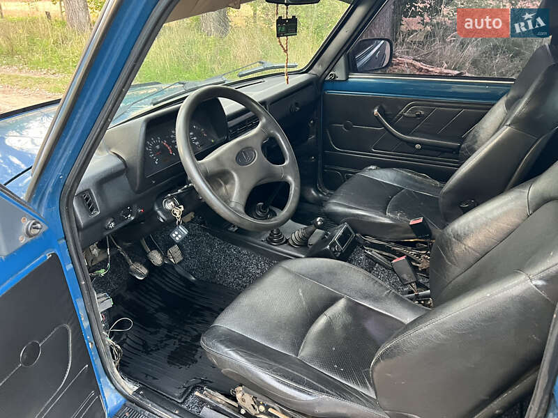 Внедорожник / Кроссовер ВАЗ / Lada 21214 / 4x4 2010 в Мукачево