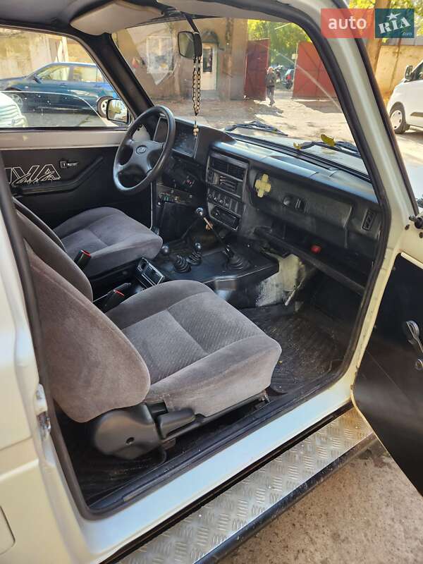 Позашляховик / Кросовер ВАЗ / Lada 21214 / 4x4 2007 в Одесі