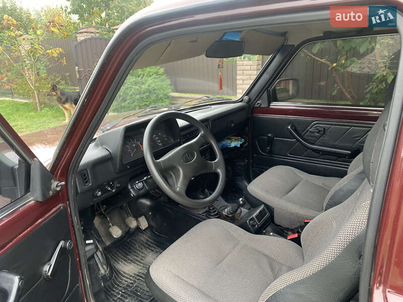 Внедорожник / Кроссовер ВАЗ / Lada 21214 / 4x4 2010 в Виннице фото 9 Внедорожник / Кроссовер ВАЗ / Lada 21214 / 4x4 2010 в Виннице