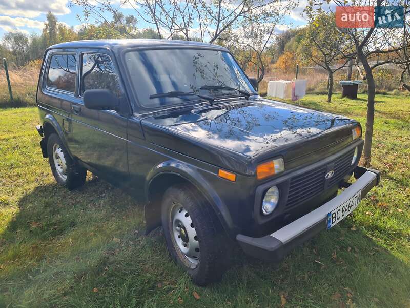 Внедорожник / Кроссовер ВАЗ / Lada 21214 / 4x4 2015 в Львове