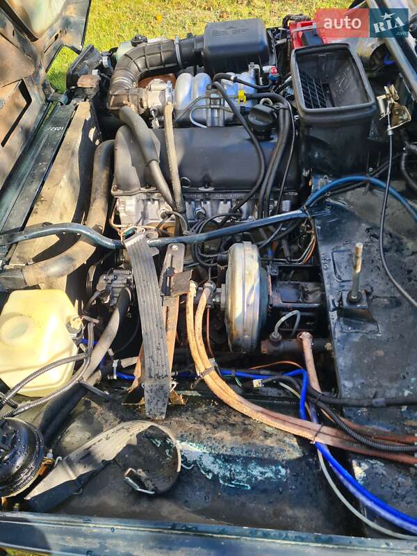 Внедорожник / Кроссовер ВАЗ / Lada 21214 / 4x4 2015 в Львове