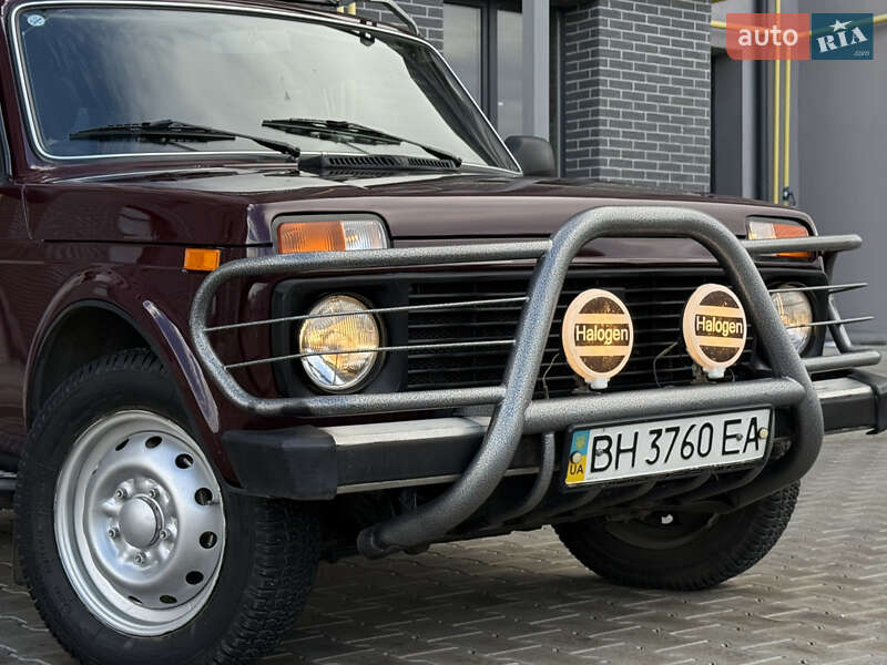 Позашляховик / Кросовер ВАЗ / Lada 21214 / 4x4 2011 в Одесі