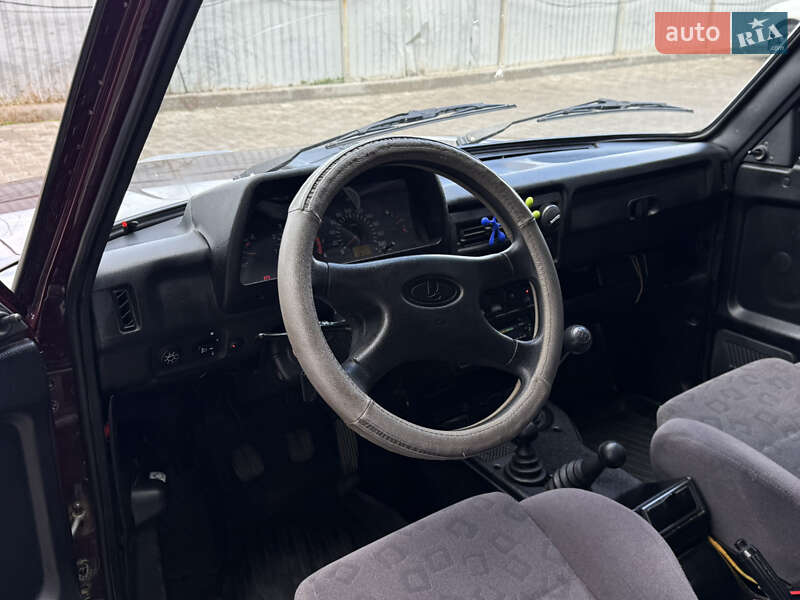 Позашляховик / Кросовер ВАЗ / Lada 21214 / 4x4 2011 в Одесі