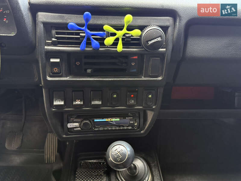 Позашляховик / Кросовер ВАЗ / Lada 21214 / 4x4 2011 в Одесі