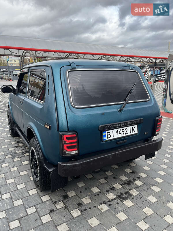 Внедорожник / Кроссовер ВАЗ / Lada 21214 / 4x4 2006 в Полтаве