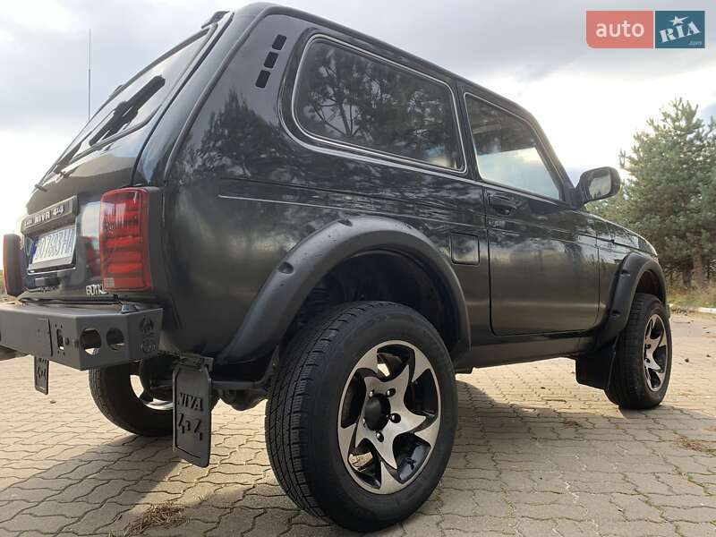 Внедорожник / Кроссовер ВАЗ / Lada 21214 / 4x4 2016 в Малой Турье