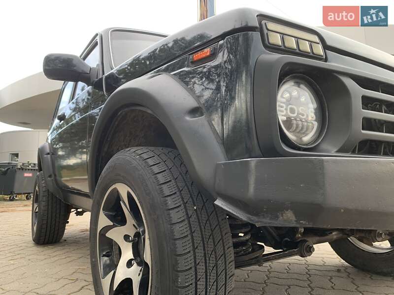 Внедорожник / Кроссовер ВАЗ / Lada 21214 / 4x4 2016 в Малой Турье