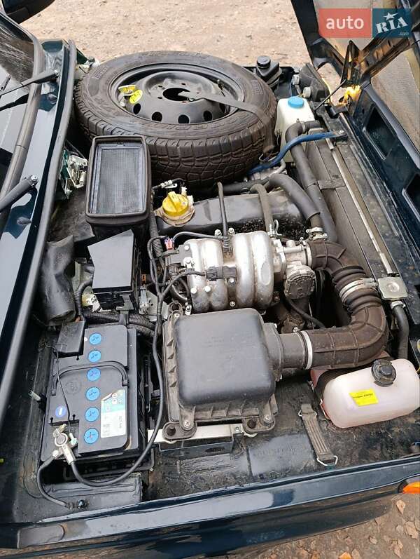 Позашляховик / Кросовер ВАЗ / Lada 21214 / 4x4 2013 в Сумах