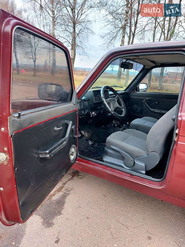 Позашляховик / Кросовер ВАЗ / Lada 21214 / 4x4 2006 в Тростянці