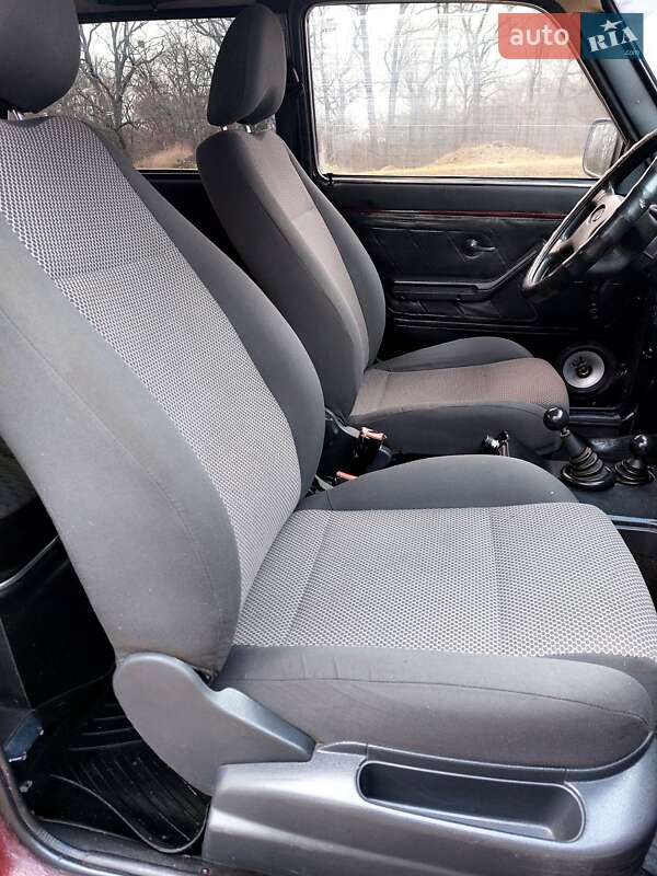 Позашляховик / Кросовер ВАЗ / Lada 21214 / 4x4 2006 в Тростянці