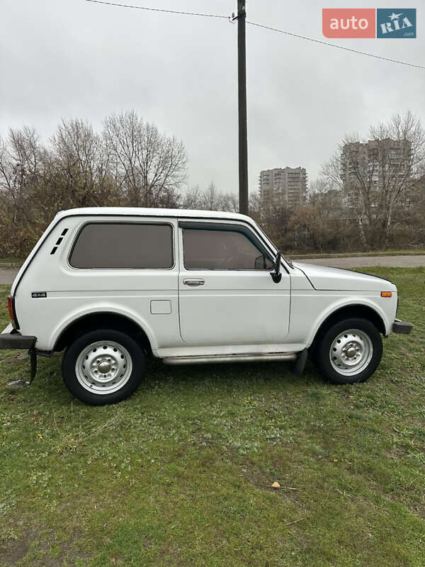 Внедорожник / Кроссовер ВАЗ / Lada 21214 / 4x4 2008 в Каменском фото 3 Внедорожник / Кроссовер ВАЗ / Lada 21214 / 4x4 2008 в Каменском