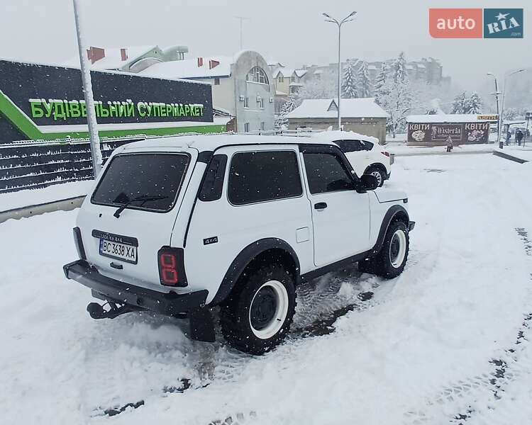 Позашляховик / Кросовер ВАЗ / Lada 21214 / 4x4 2012 в Трускавці