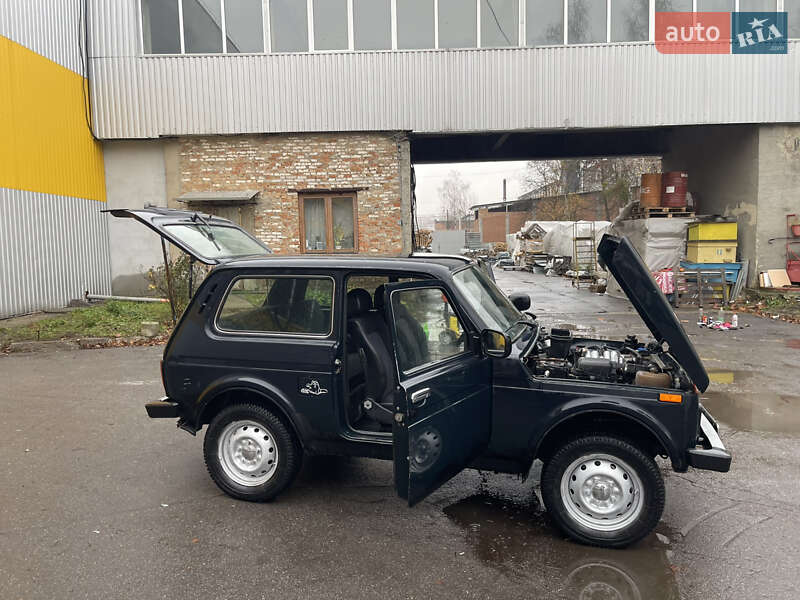 Позашляховик / Кросовер ВАЗ / Lada 21214 / 4x4 2012 в Вінниці