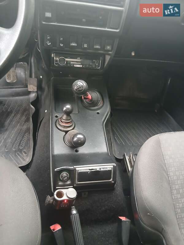 Внедорожник / Кроссовер ВАЗ / Lada 21214 / 4x4 2008 в Вознесенске фото 11 Внедорожник / Кроссовер ВАЗ / Lada 21214 / 4x4 2008 в Вознесенске