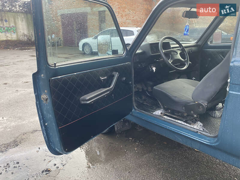 Внедорожник / Кроссовер ВАЗ / Lada 21214 / 4x4 2003 в Умани