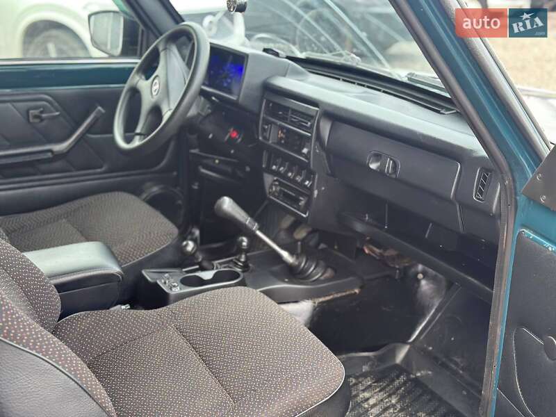 Позашляховик / Кросовер ВАЗ / Lada 21214 / 4x4 2005 в Харкові