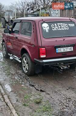 Позашляховик / Кросовер ВАЗ 21214 / 4x4 2009 в Врадіївці