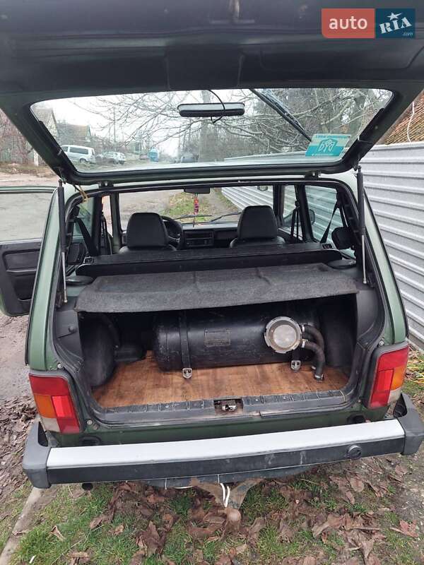 Внедорожник / Кроссовер ВАЗ / Lada 21214 / 4x4 2016 в Запорожье фото 8 Внедорожник / Кроссовер ВАЗ / Lada 21214 / 4x4 2016 в Запорожье