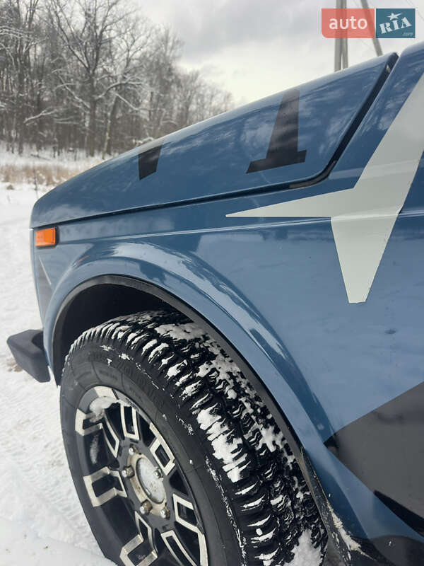 Позашляховик / Кросовер ВАЗ / Lada 21214 / 4x4 2007 в Лебедині