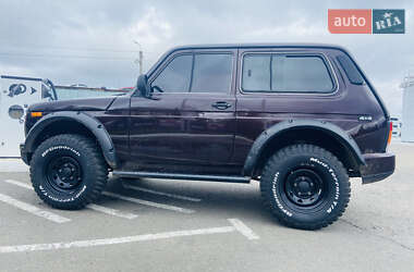 Позашляховик / Кросовер ВАЗ 21214 / 4x4 2005 в Одесі