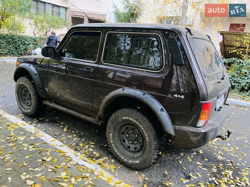 Внедорожник / Кроссовер ВАЗ / Lada 21214 / 4x4 2005 в Одессе