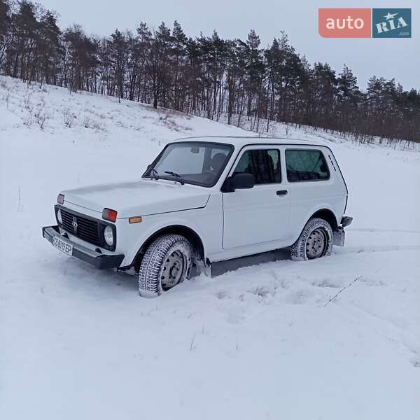 Внедорожник / Кроссовер ВАЗ / Lada 21214 / 4x4 2015 в Липовой Долине фото 6 Внедорожник / Кроссовер ВАЗ / Lada 21214 / 4x4 2015 в Липовой Долине
