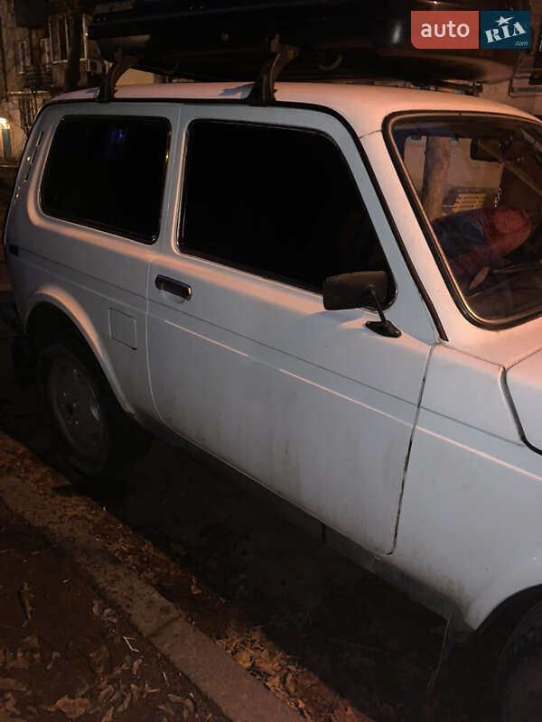 Внедорожник / Кроссовер ВАЗ / Lada 21214 / 4x4 2009 в Харькове фото 4 Внедорожник / Кроссовер ВАЗ / Lada 21214 / 4x4 2009 в Харькове