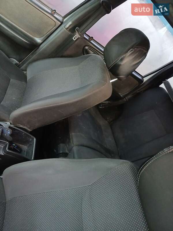 Внедорожник / Кроссовер ВАЗ / Lada 21214 / 4x4 2017 в Золотоноше фото 5 Внедорожник / Кроссовер ВАЗ / Lada 21214 / 4x4 2017 в Золотоноше