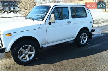 Позашляховик / Кросовер ВАЗ 21214 / 4x4 2008 в Броварах