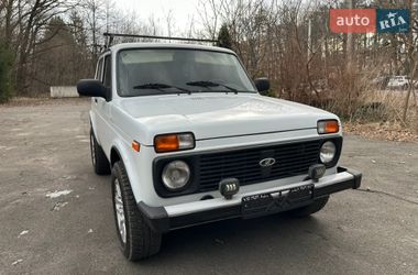 Внедорожник / Кроссовер ВАЗ 21214 / 4x4 2015 в Хмельнике