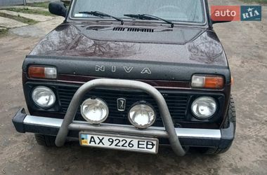 Позашляховик / Кросовер ВАЗ 21214 / 4x4 2012 в Зміїві