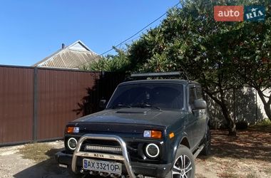 Позашляховик / Кросовер ВАЗ 21214 / 4x4 2013 в Богодухіву