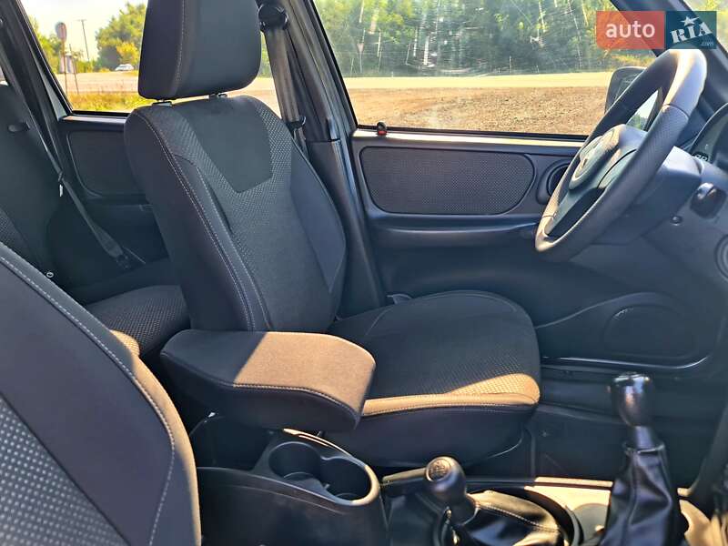 Внедорожник / Кроссовер ВАЗ / Lada 2123 Niva 2020 в Житомире