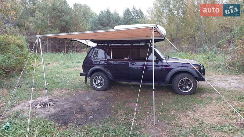 Внедорожник / Кроссовер ВАЗ / Lada 2131 Нива 2001 в Броварах