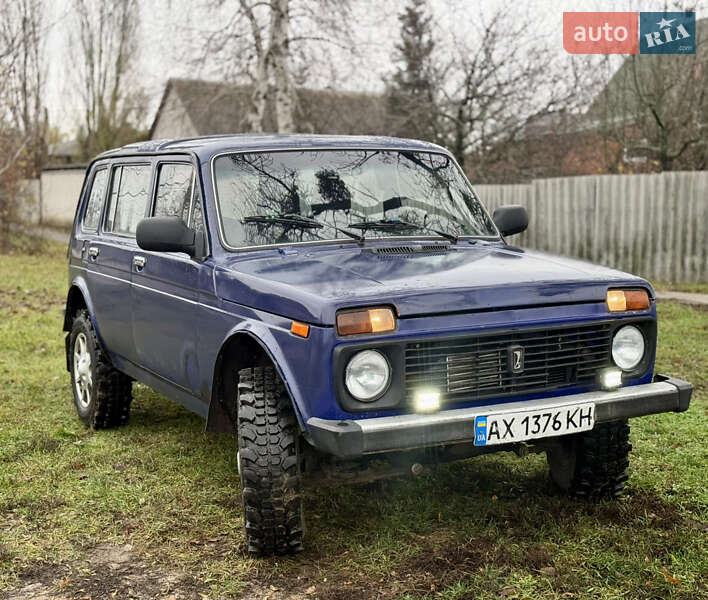 Внедорожник / Кроссовер ВАЗ / Lada 2131 Нива 1998 в Харькове