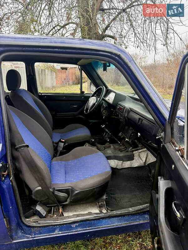 Внедорожник / Кроссовер ВАЗ / Lada 2131 Нива 1998 в Харькове