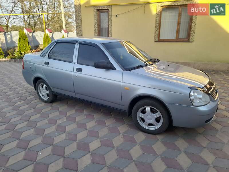 Седан ВАЗ / Lada 2170 Priora 2009 в Любашевке фото 8 Седан ВАЗ / Lada 2170 Priora 2009 в Любашевке