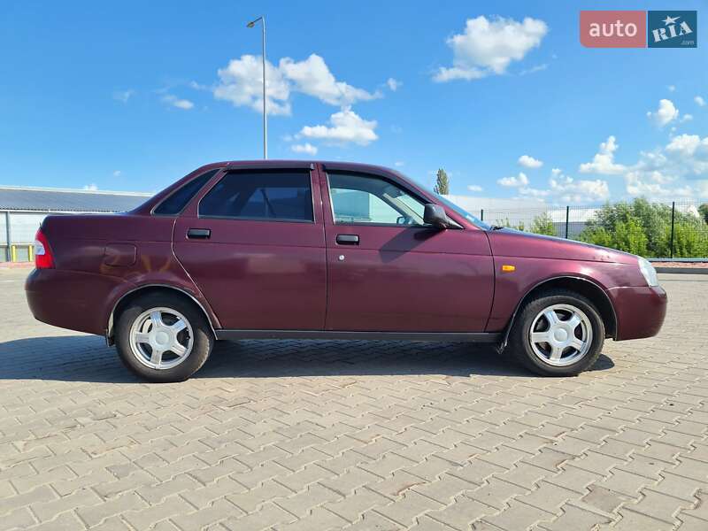 Седан ВАЗ / Lada 2170 Priora 2008 в Луцке