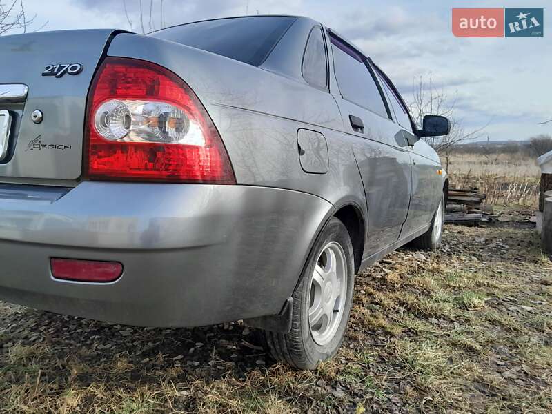 Седан ВАЗ / Lada 2170 Priora 2011 в Дрогобыче