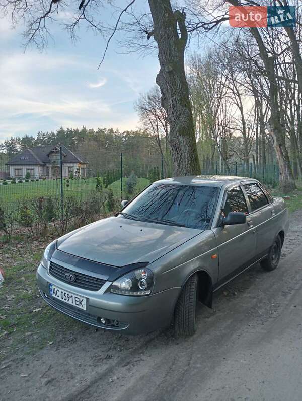 Седан ВАЗ / Lada 2170 Priora 2007 в Ровно