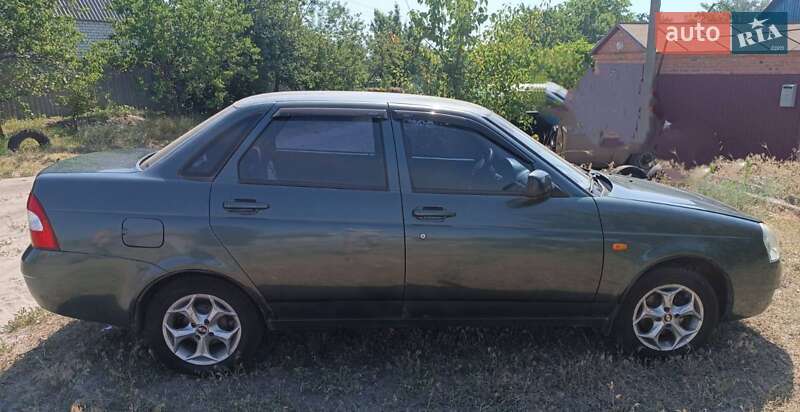 Седан ВАЗ / Lada 2170 Priora 2008 в Изюме