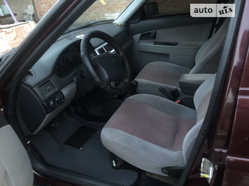 Седан ВАЗ / Lada 2170 Priora 2008 в Охтирці