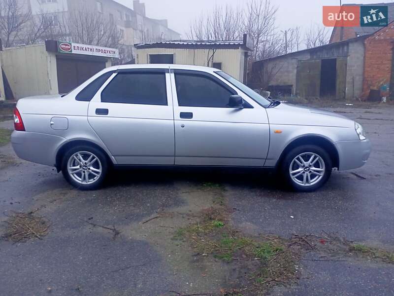 ВАЗ / Lada 2170 Priora 2011