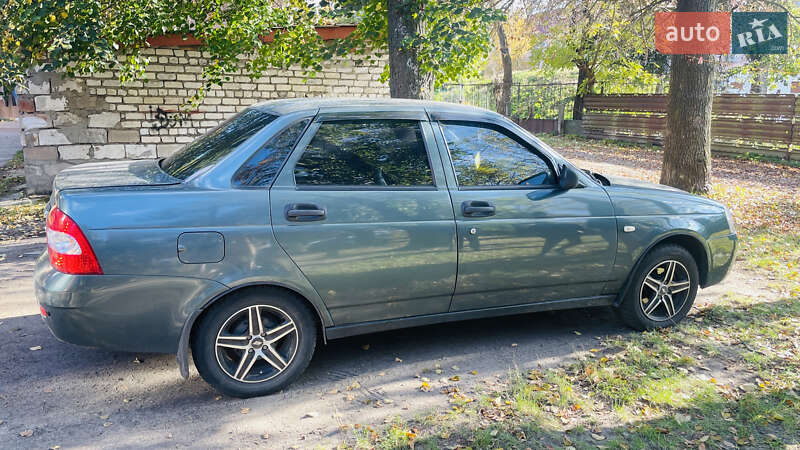 Седан ВАЗ / Lada 2170 Priora 2007 в Коростене