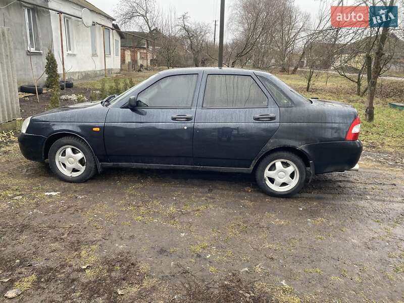 Седан ВАЗ / Lada 2170 Priora 2008 в Бурині