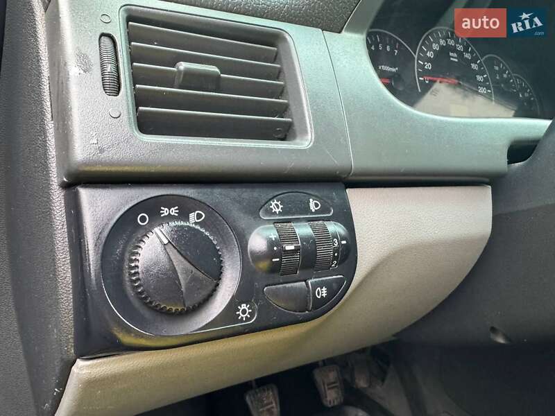 Седан ВАЗ / Lada 2170 Priora 2010 в Недригайлове