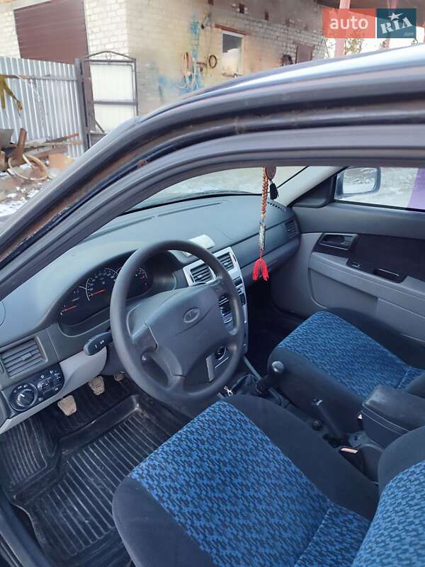 Седан ВАЗ / Lada 2170 Priora 2008 в Красному