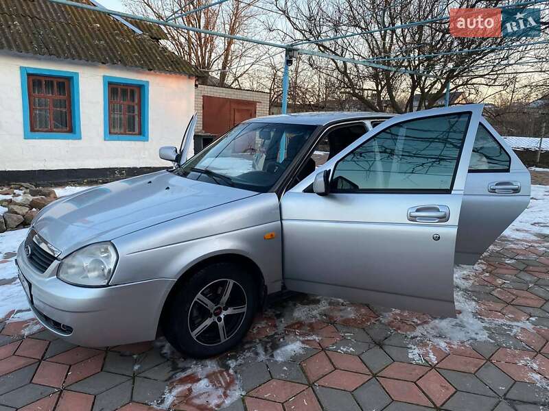 Седан ВАЗ / Lada 2170 Priora 2008 в Первомайске