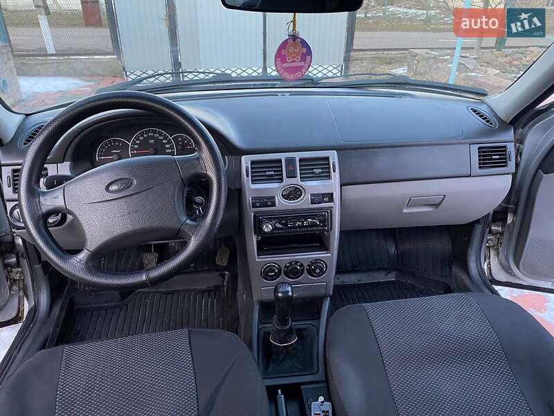 Седан ВАЗ / Lada 2170 Priora 2008 в Первомайске