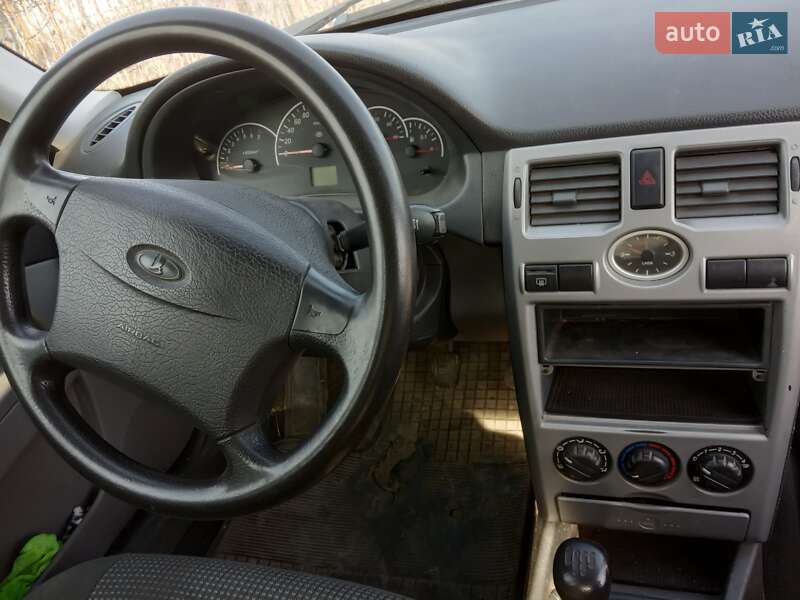 Седан ВАЗ / Lada 2170 Priora 2008 в Сарнах